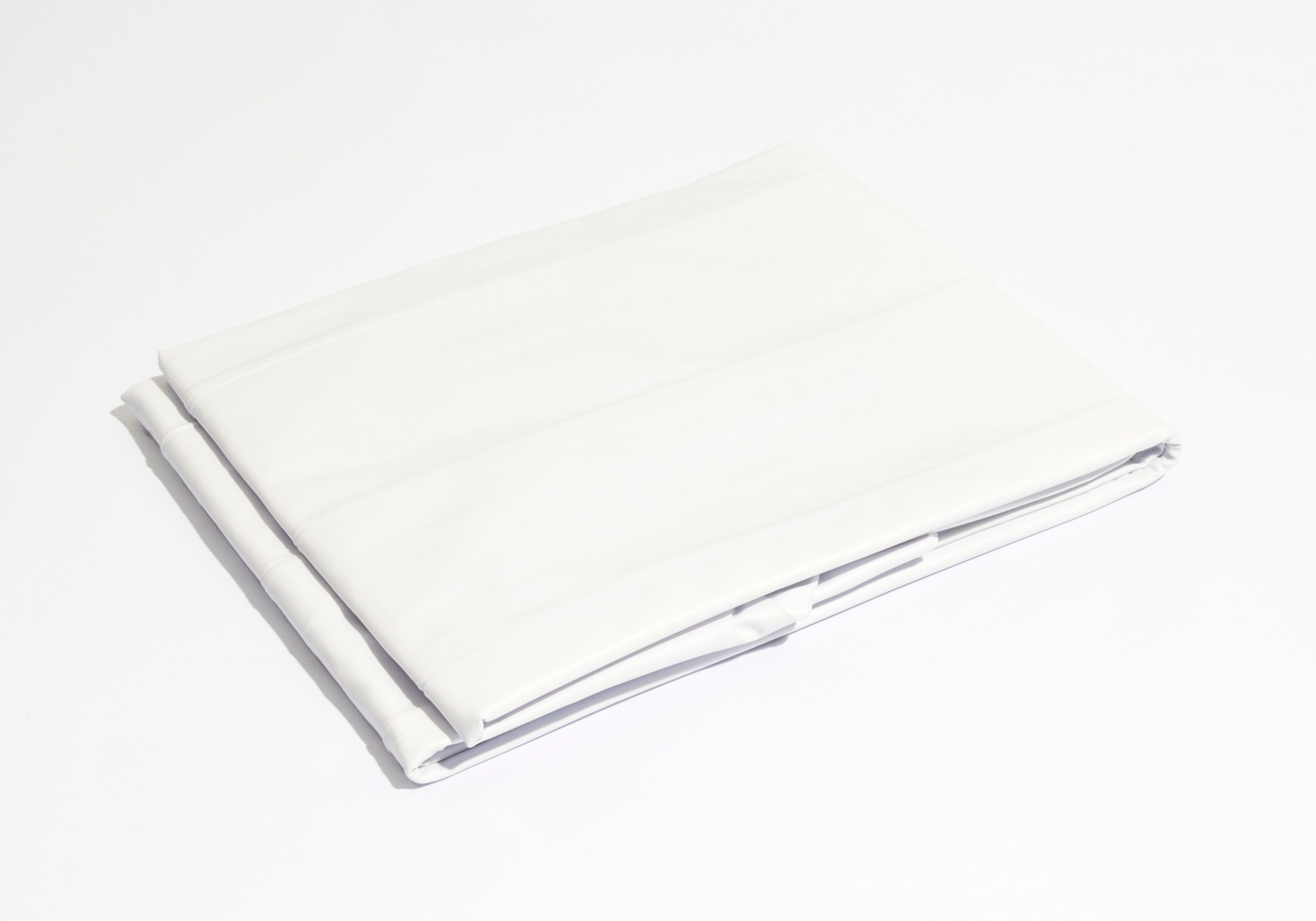 SaluSpa 77 x 24 Round Inflatable Hot Tub Cover. White