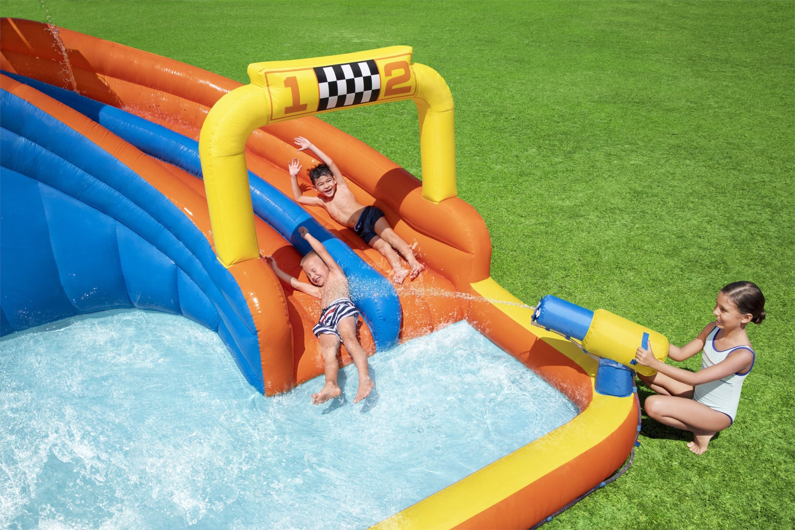 H2OGO! Super Speedway Kids Inflatable Water Park 8'8 - Image 9