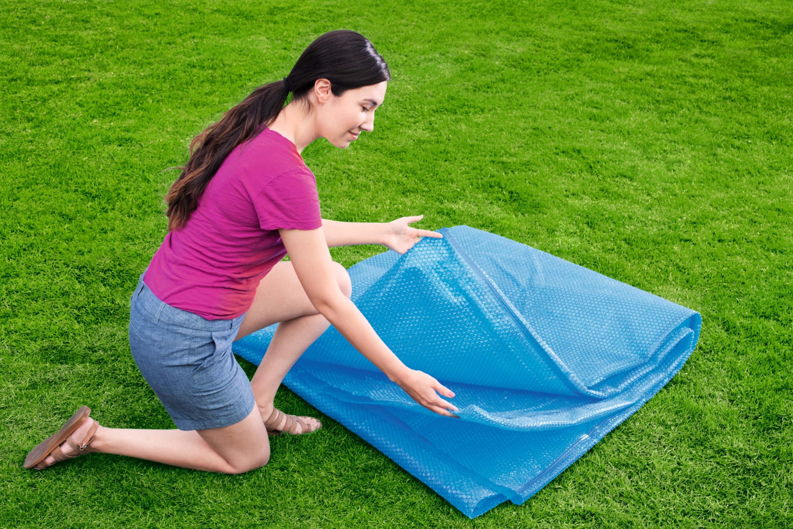 Bestway Round Solar Pool Cover for 13'. 14' & 15' Above Ground Pools - Image 4